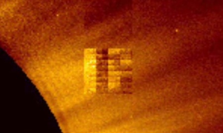 El Cubo fotografiado por el Satélite LASCO: La prueba de la cosmogénesis y la estructura del enrejado del Éter Cubo2
