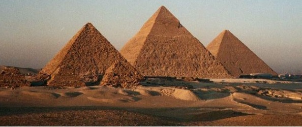 La Pyramide est un authentique ordinateur de pierre Giza